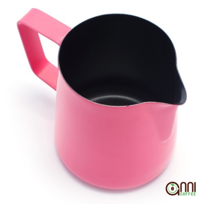 Ca đánh sữa Rattleware 600ml (Hồng)